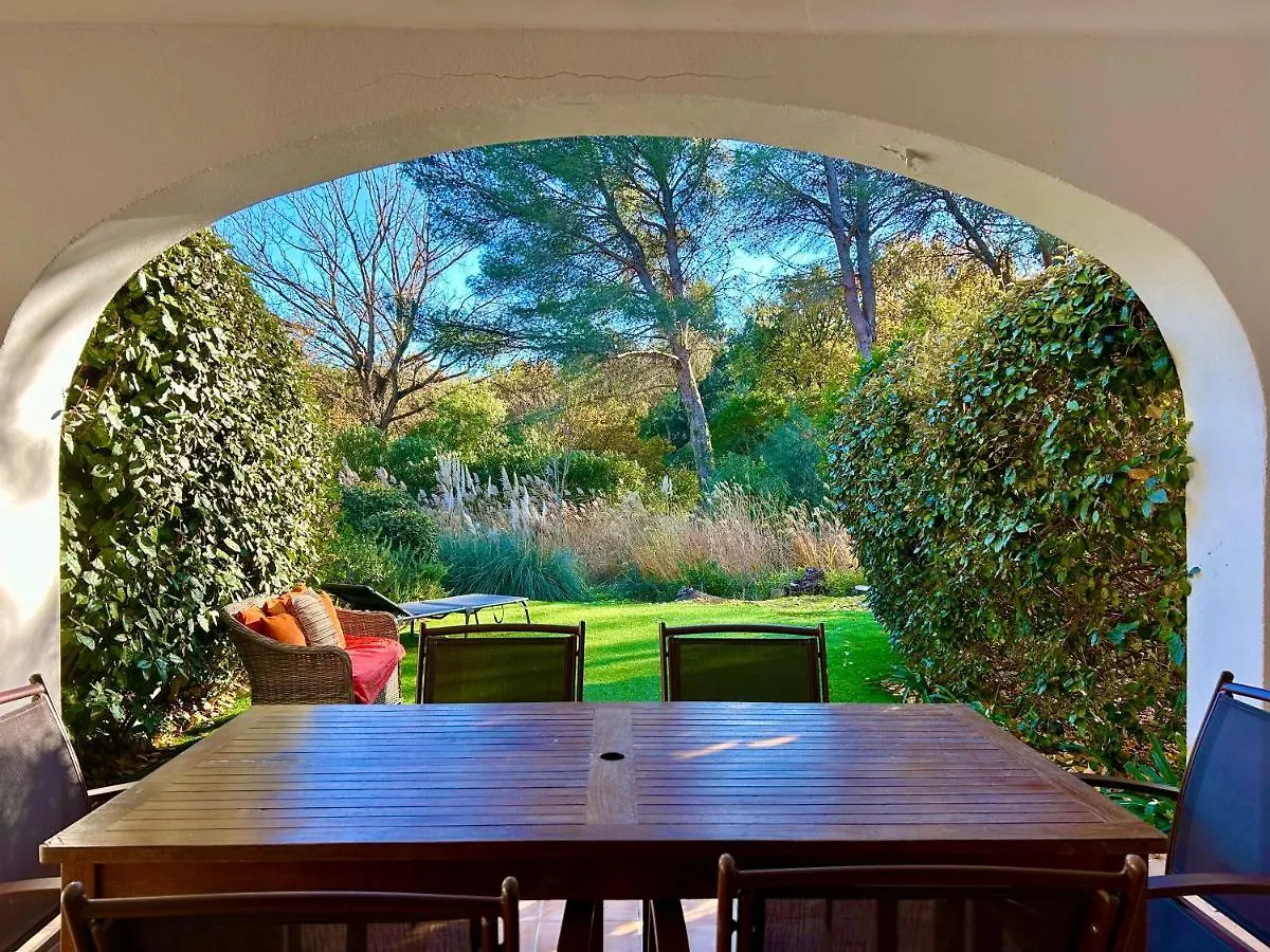 Holiday home Les Restanques 21 Pins 7Pers Villa Grimaud