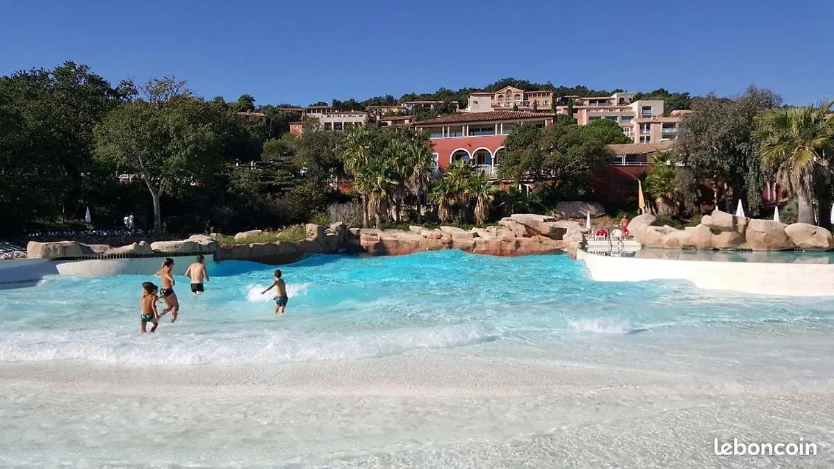 Vila Les Restanques 21 Pins 7Pers Grimaud